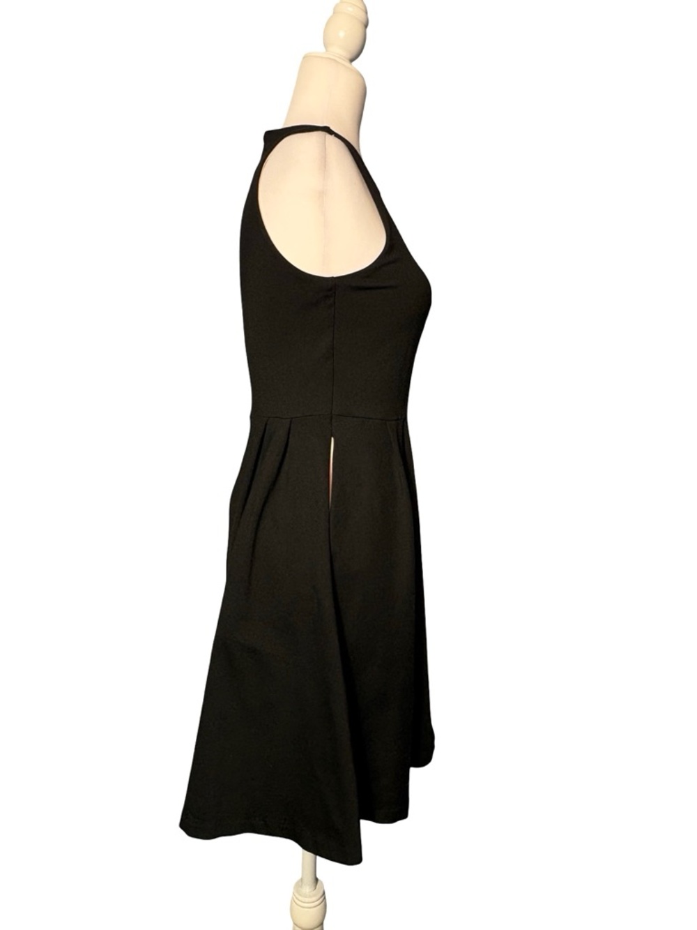 CYNTHIA ROWLEY BLACK FIT & FLARE DRESS CUTOUT DETAIL S EUC! - Picture 14 of 14